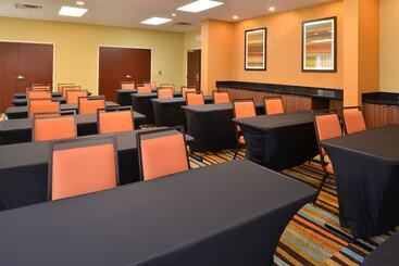 هتل Fairfield Inn Orlando Airport