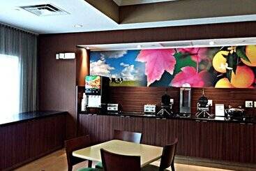 هتل Fairfield Inn Orlando Airport