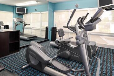 هتل Fairfield Inn Orlando Airport