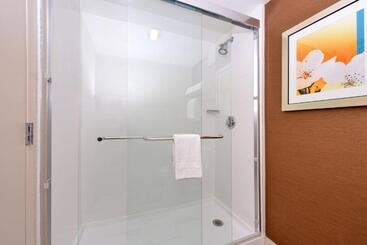 هتل Fairfield Inn Orlando Airport