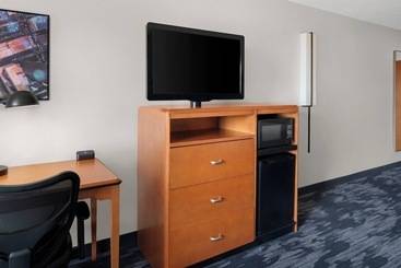 هتل Fairfield Inn & Suites Denver Airport