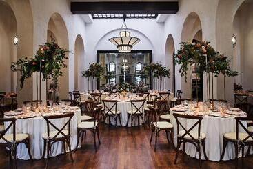 هتل Figueroa, Unbound Collection By Hyatt