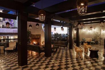 هتل Figueroa, Unbound Collection By Hyatt