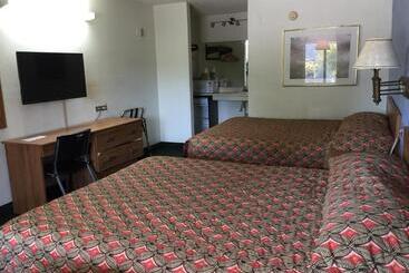 호텔 Flamingo Inn