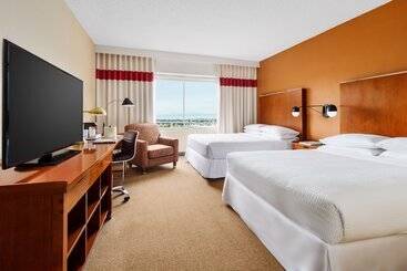 هتل Four Points By Sheraton Los Angeles International Airport