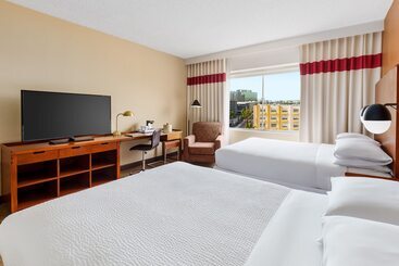 هتل Four Points By Sheraton Los Angeles International Airport