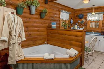هتل Goldmoor Inn & Resort