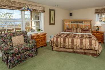 هتل Goldmoor Inn & Resort