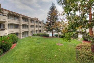 هتل Good Nite Inn Fremont