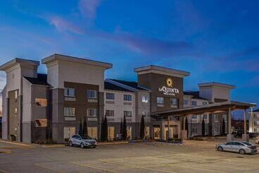 هتل La Quinta By Wyndham Fayetteville