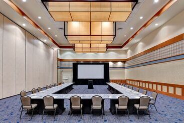 استراحتگاه Doubletree By Hilton Phoenix  Tempe
