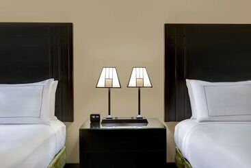 استراحتگاه Doubletree By Hilton Phoenix  Tempe