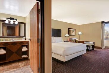 استراحتگاه Doubletree By Hilton Phoenix  Tempe