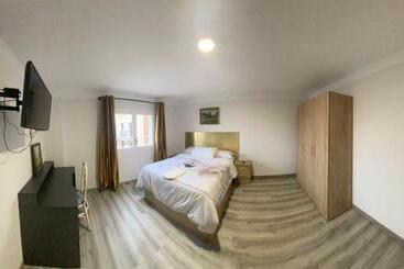 Hostel Penedes - Vilafranca del Penedes