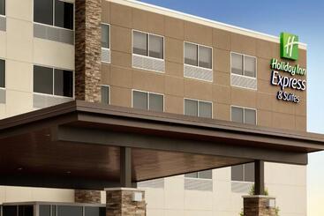 هتل Holiday Inn Express & Suites   Savannah W   Chatham Parkway, An Ihg