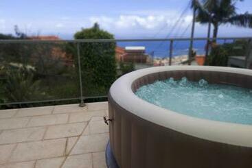Villa Moniz By Lovelystay