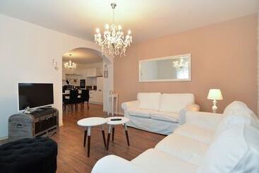 Apartments Marija 1089