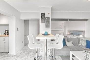 Chic Modern Seaside Oasis Sunny Piraeus