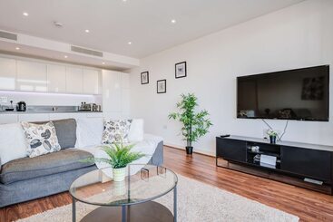 Kew Eye Apartments Kew