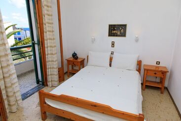 پانسیون Gioula S Residence