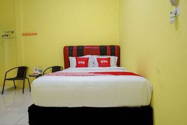 هتل Alam Lestari Redpartner