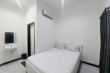 هتل Cozy Stay Kupang