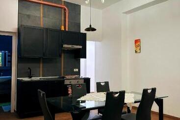 پانسیون Guest House La Maddalena