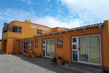 تختخواب و صبحانه Dunes Guesthouse