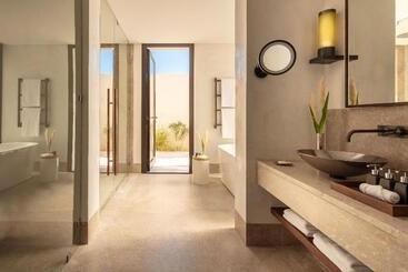 هتل Anantara Sahara Tozeur Resort & Villas