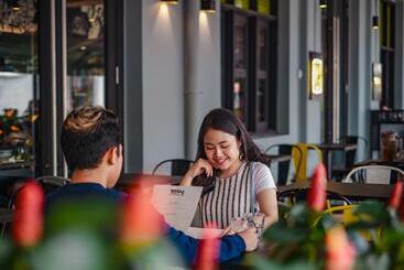 هتل St Signature Tanjong Pagar