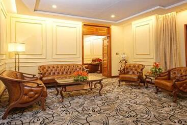 هتل Royal Swiss Lahore