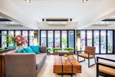 Livotel Express Hotel Ramkhamhaeng 50 Bangkok   No Parking