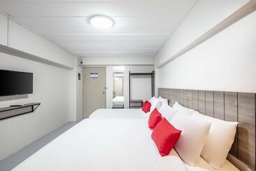 Livotel Express Hotel Ramkhamhaeng 50 Bangkok   No Parking