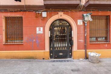 Apartamento Reformado Con Encanto By Theurbanhosts