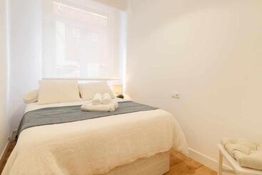 Apartamento Reformado Con Encanto By Theurbanhosts