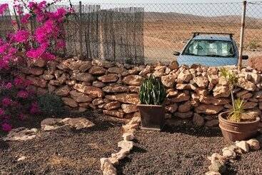تختخواب و صبحانه Villa Cecilio