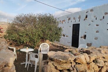 تختخواب و صبحانه Villa Cecilio