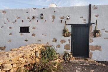 تختخواب و صبحانه Villa Cecilio