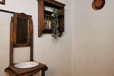 تختخواب و صبحانه Villa Cecilio