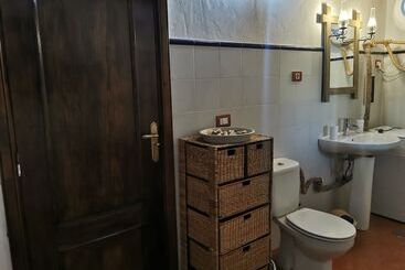 تختخواب و صبحانه Villa Cecilio