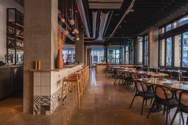 هتل Hyatt Centric Downtown Portland