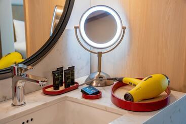 هتل Hyatt Centric Downtown Portland