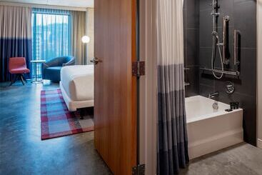 هتل Hyatt Centric Downtown Portland