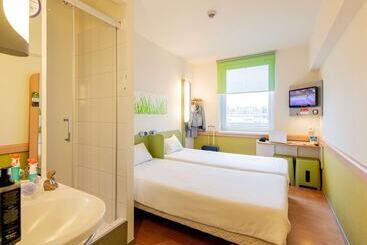 هتل Ibis Budget Krakow Stare Miasto