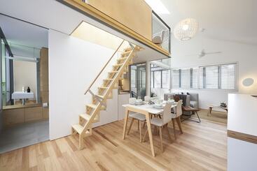 Studio Reuss   A City Retreat