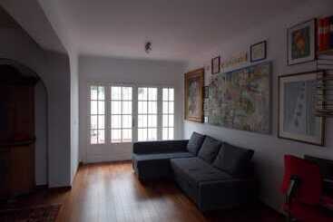 Very Pretty House In Great Location