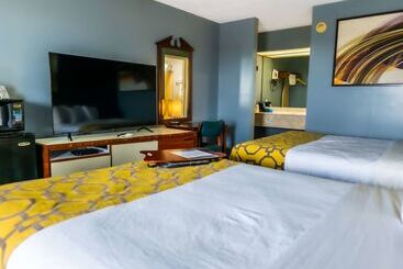 בית מלון כפרי Baymont By Wyndham London Ky