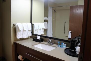 酒店 Best Western Delta Inn