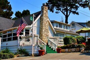 هتل Carmel Green Lantern Inn