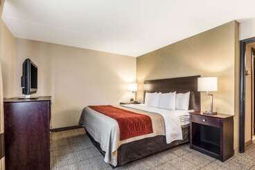 هتل Comfort Inn